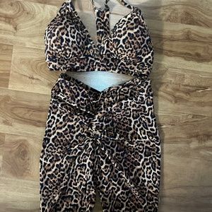 Lici Fit Cheetah Workout Set